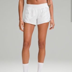 White Lulu hotty hots size 4 length 4